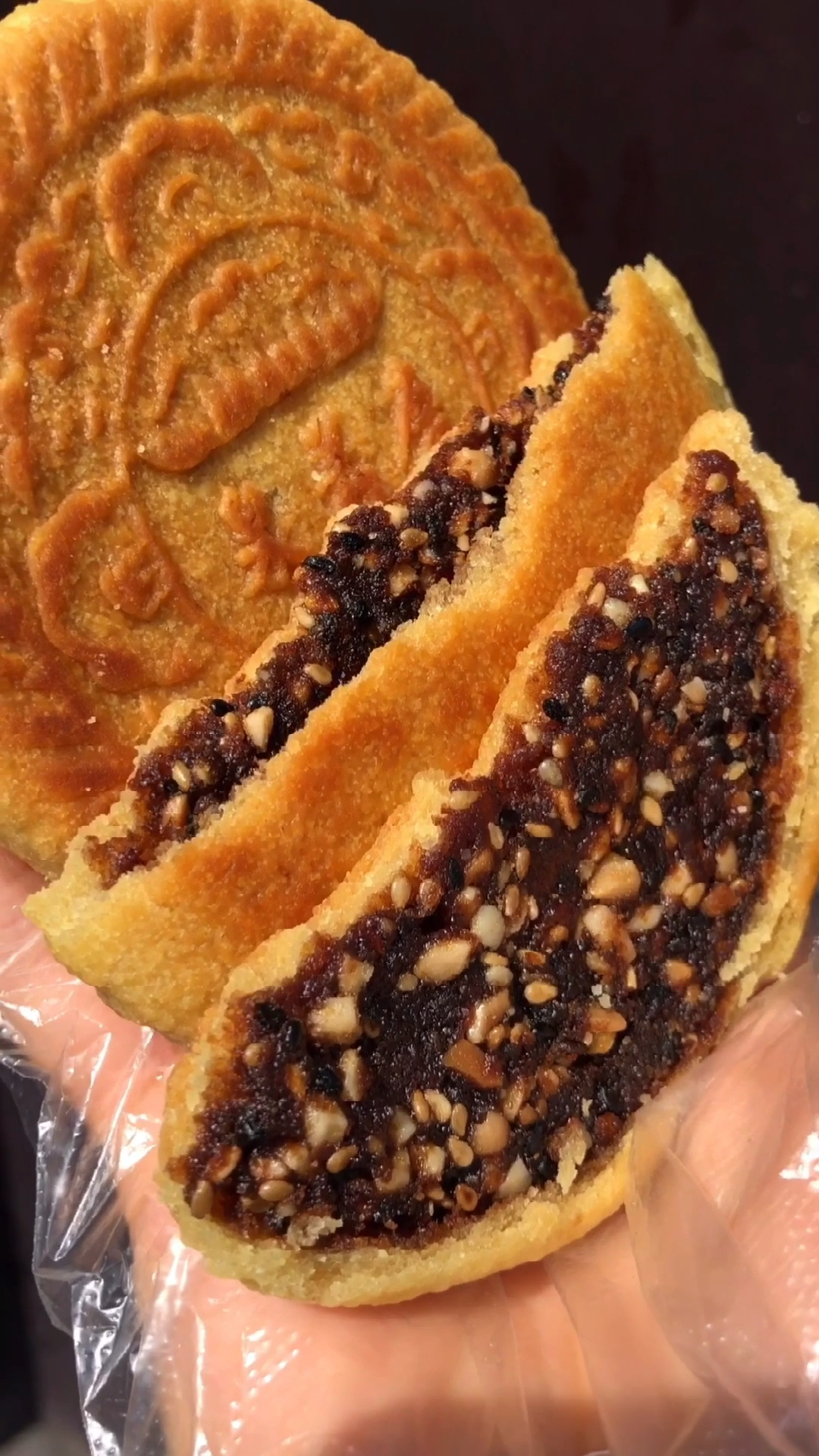 平遥庆义泉空心月饼天天现做现发