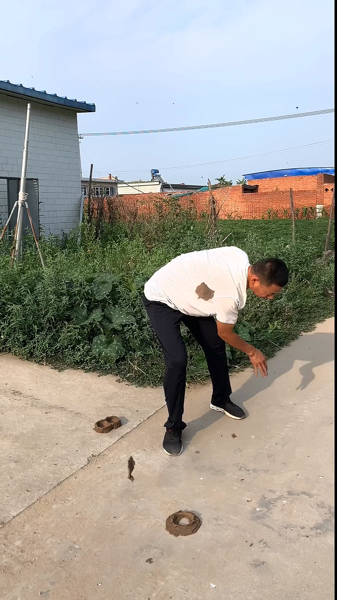 童年的回忆一摔泥巴