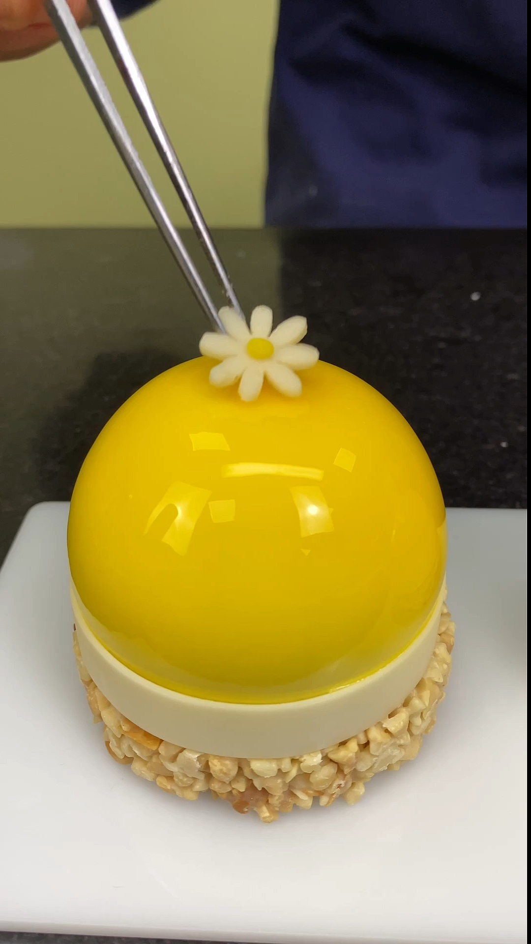 蛋糕#黄色淋面蛋糕