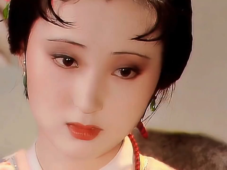 这才是找到本人的角色,无法翻拍的经典,时间再无林黛玉