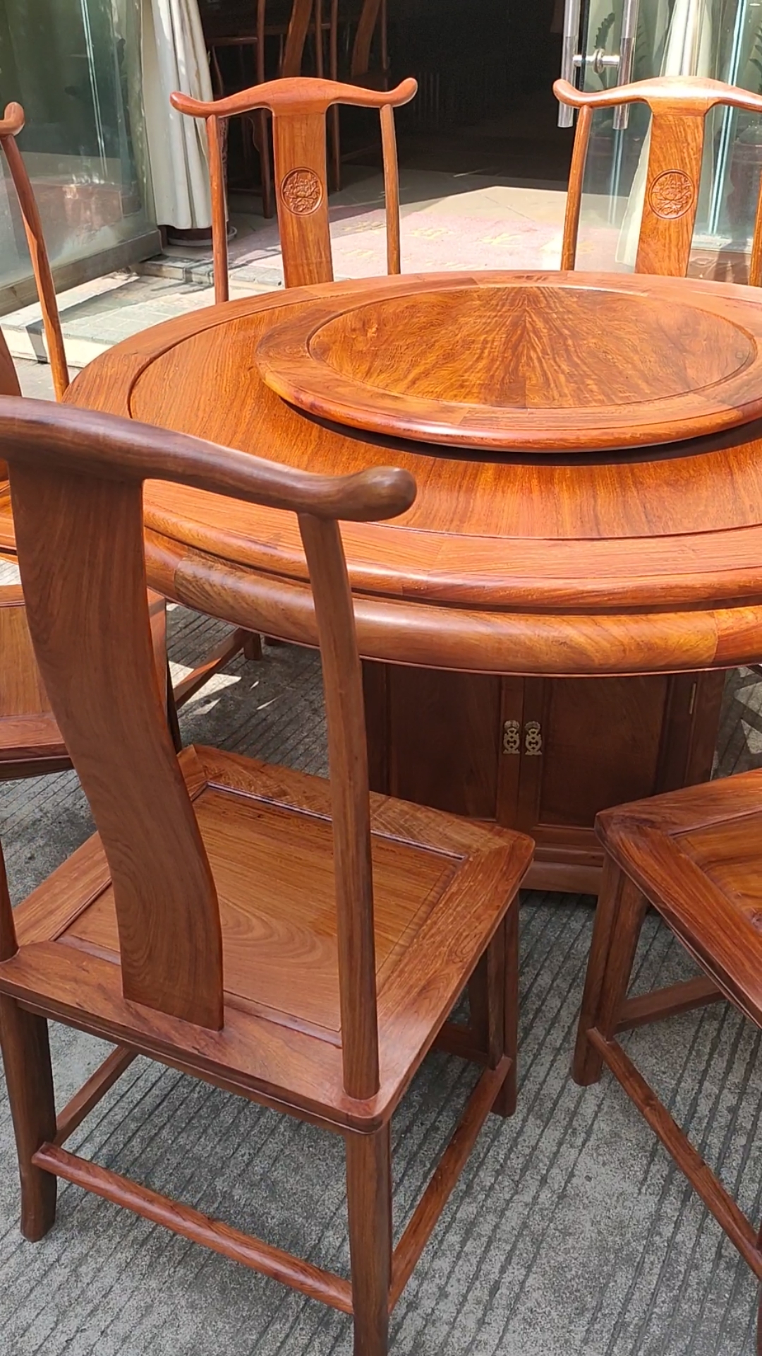 红木家具#缅花大果紫檀1.38圆台,原木原色,生坯打蜡