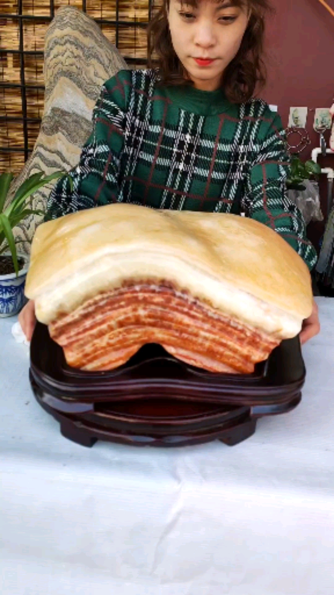 过好冬天#精品猪肉石摆件.寓意年年有肉大福大贵.-度小视