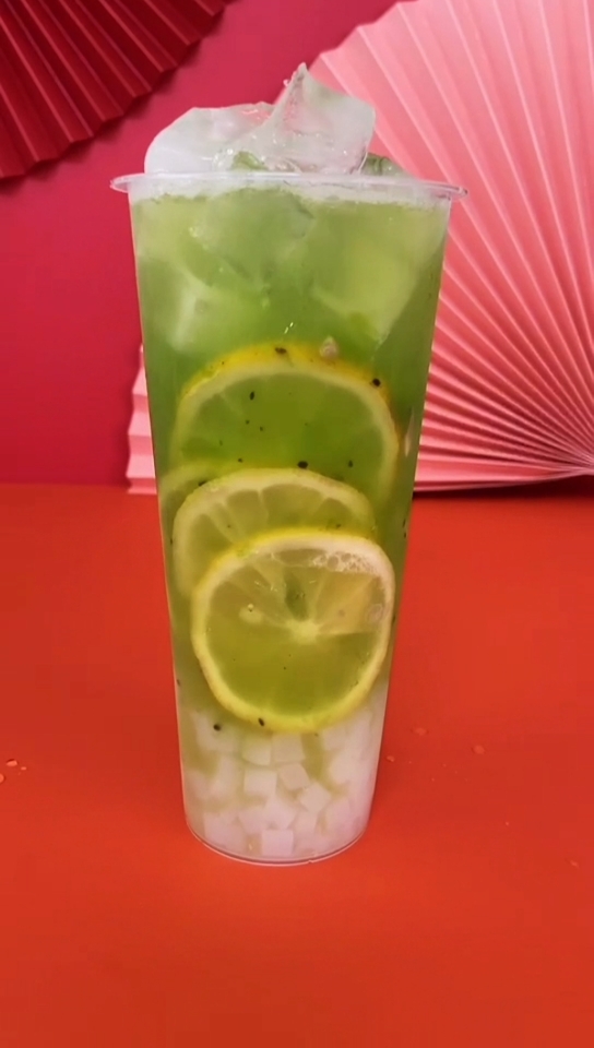 你好,夏天#今天教大家做满杯奇异果