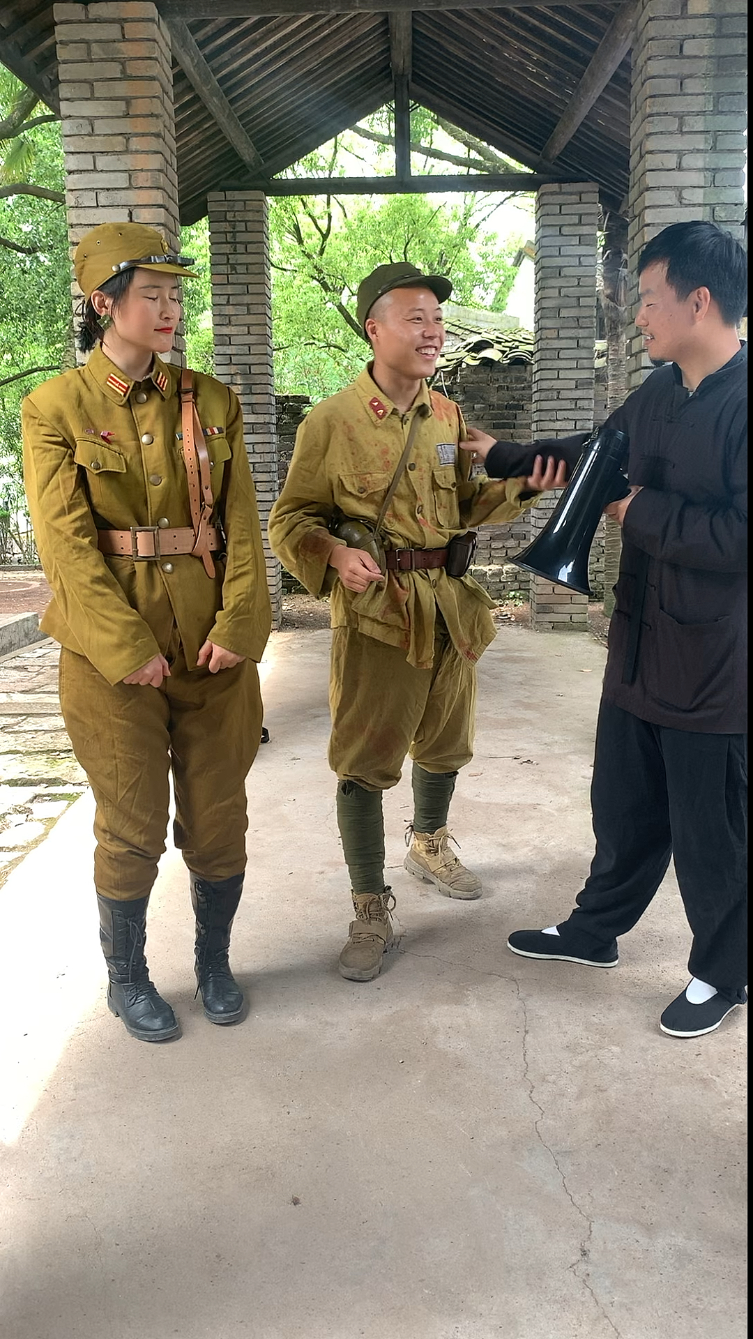 剧组演员拍戏现场