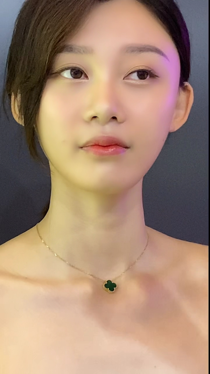 清纯的才是最美的张芮尔