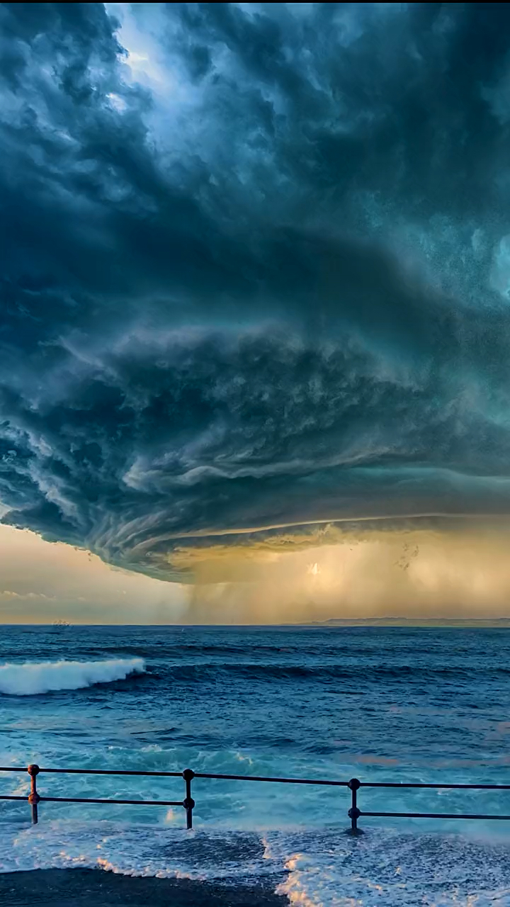 风暴即将来临,大海的平静就要打断!