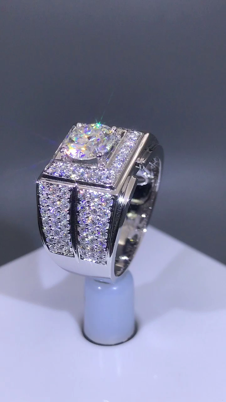 新款豪华满钻男戒