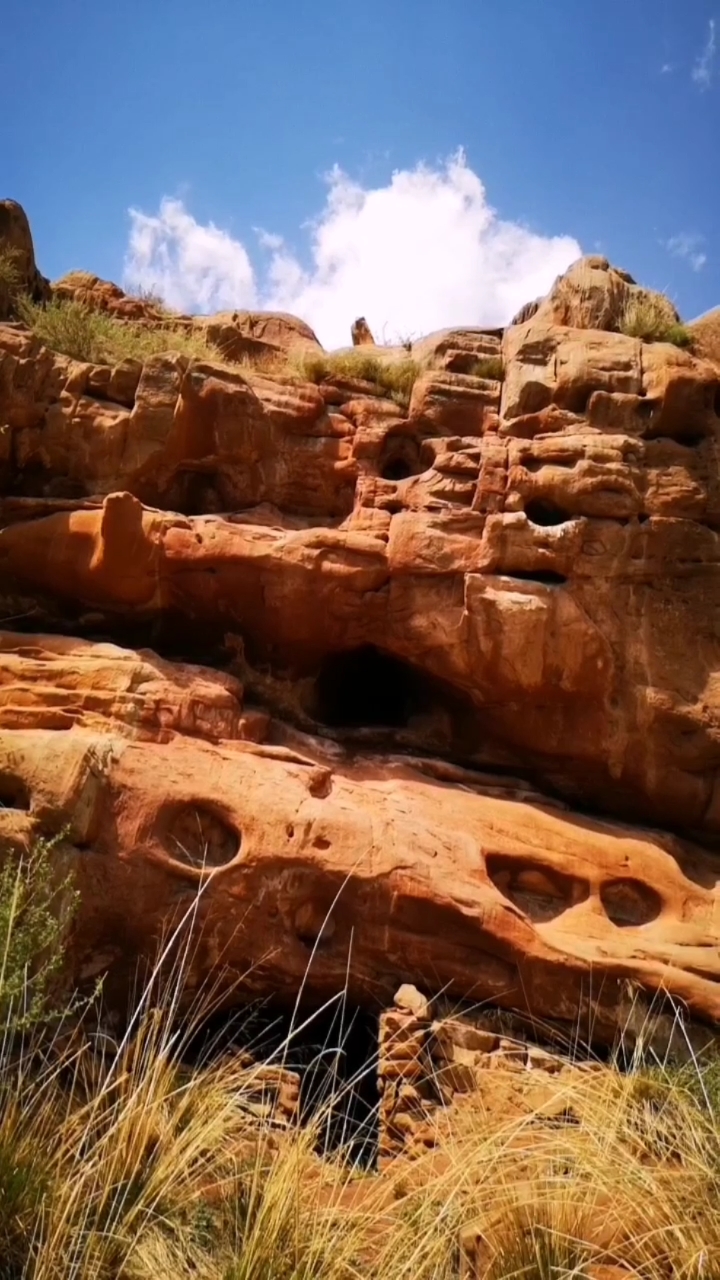 带上全民去旅行#乌鲁木齐西山偶遇大自然的鬼斧神工