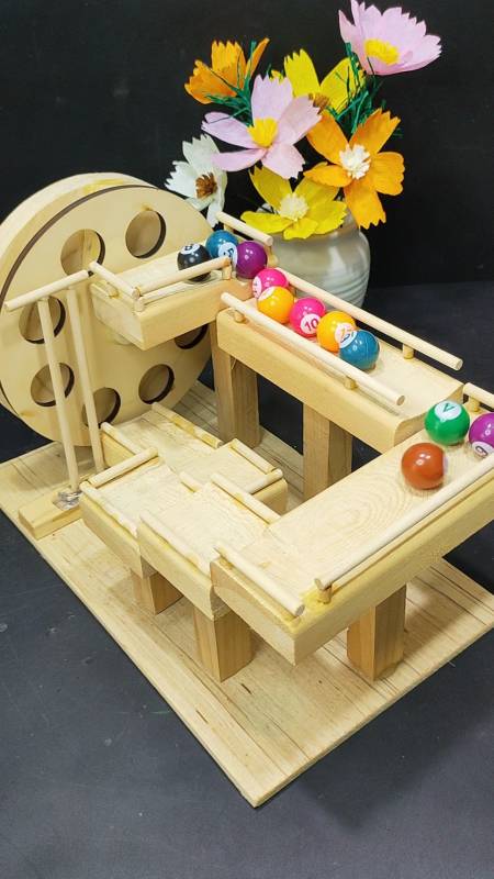 手工制作#滚珠下楼游戏机,解压玩具