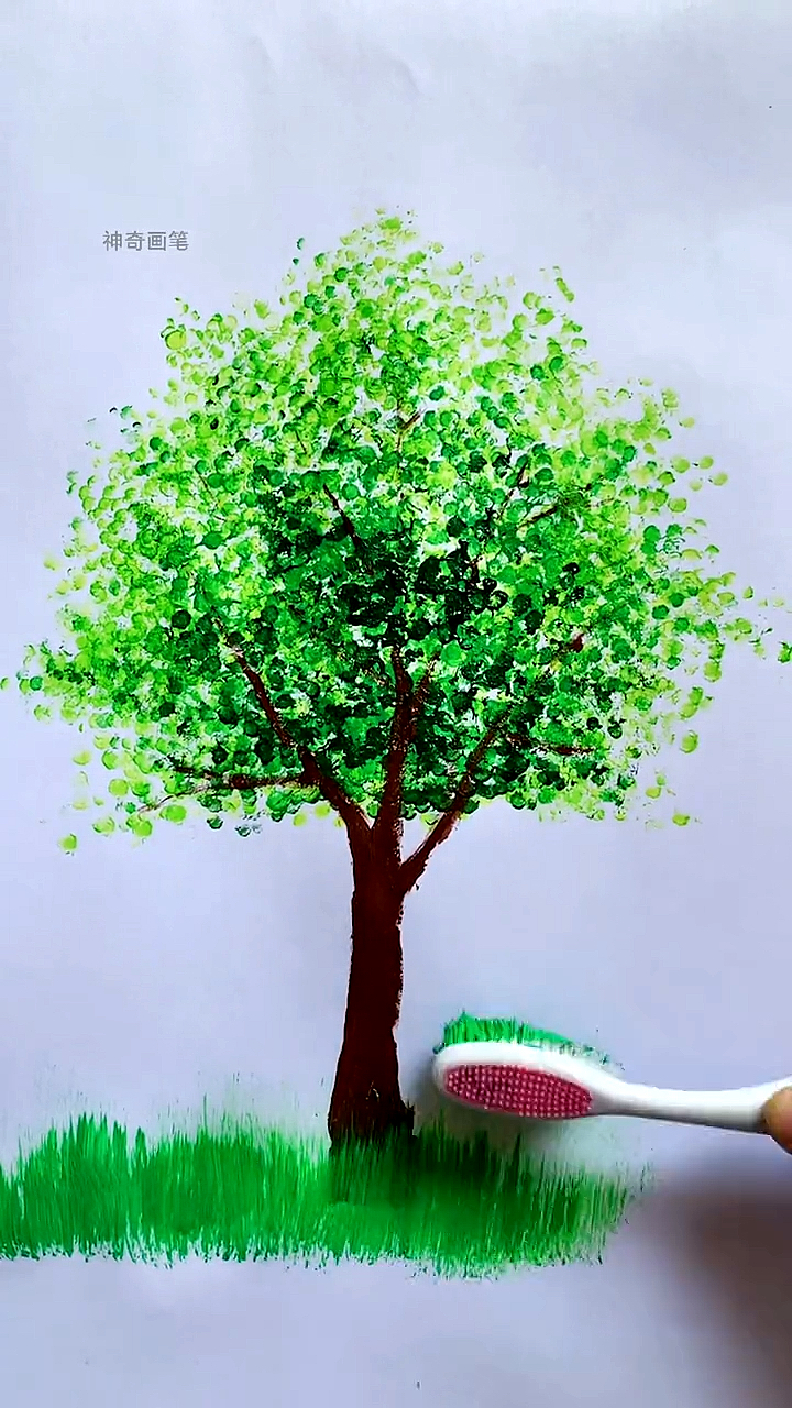 创意画#用棉签和牙刷画一颗大树,看完就会.-度小视
