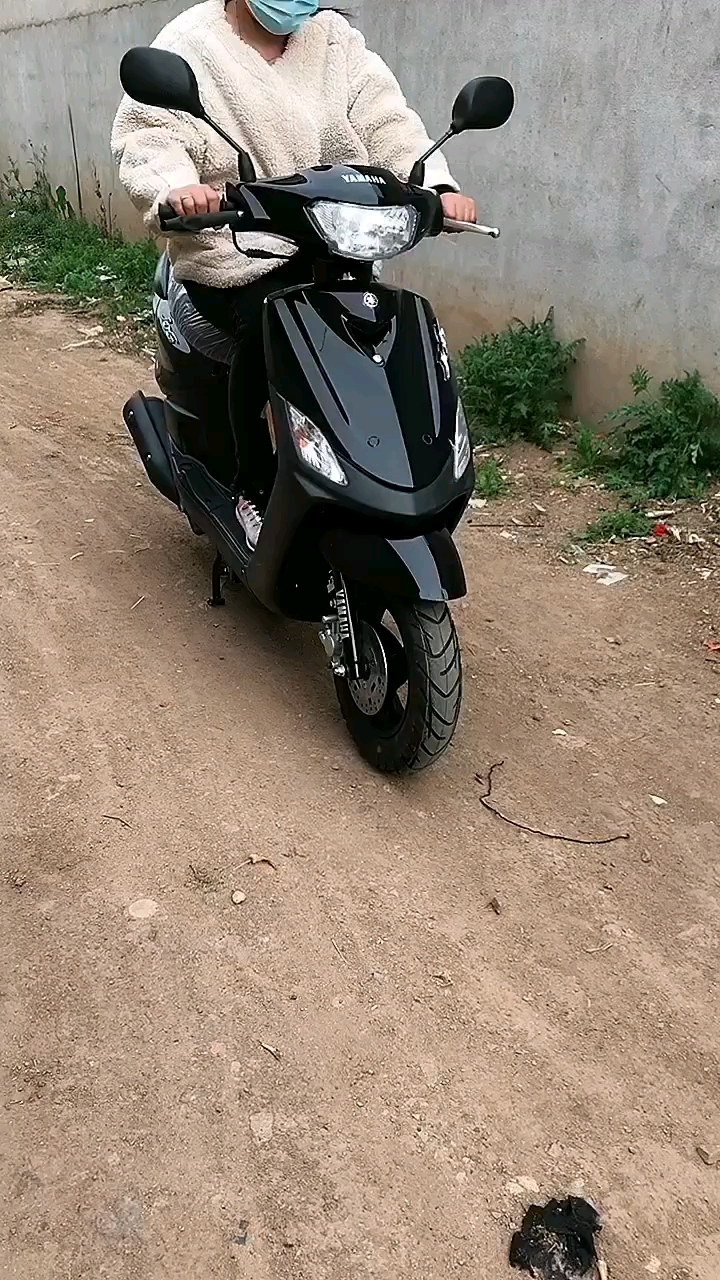 摩托车#全新国三库存雅马哈巧格100排量-度小视