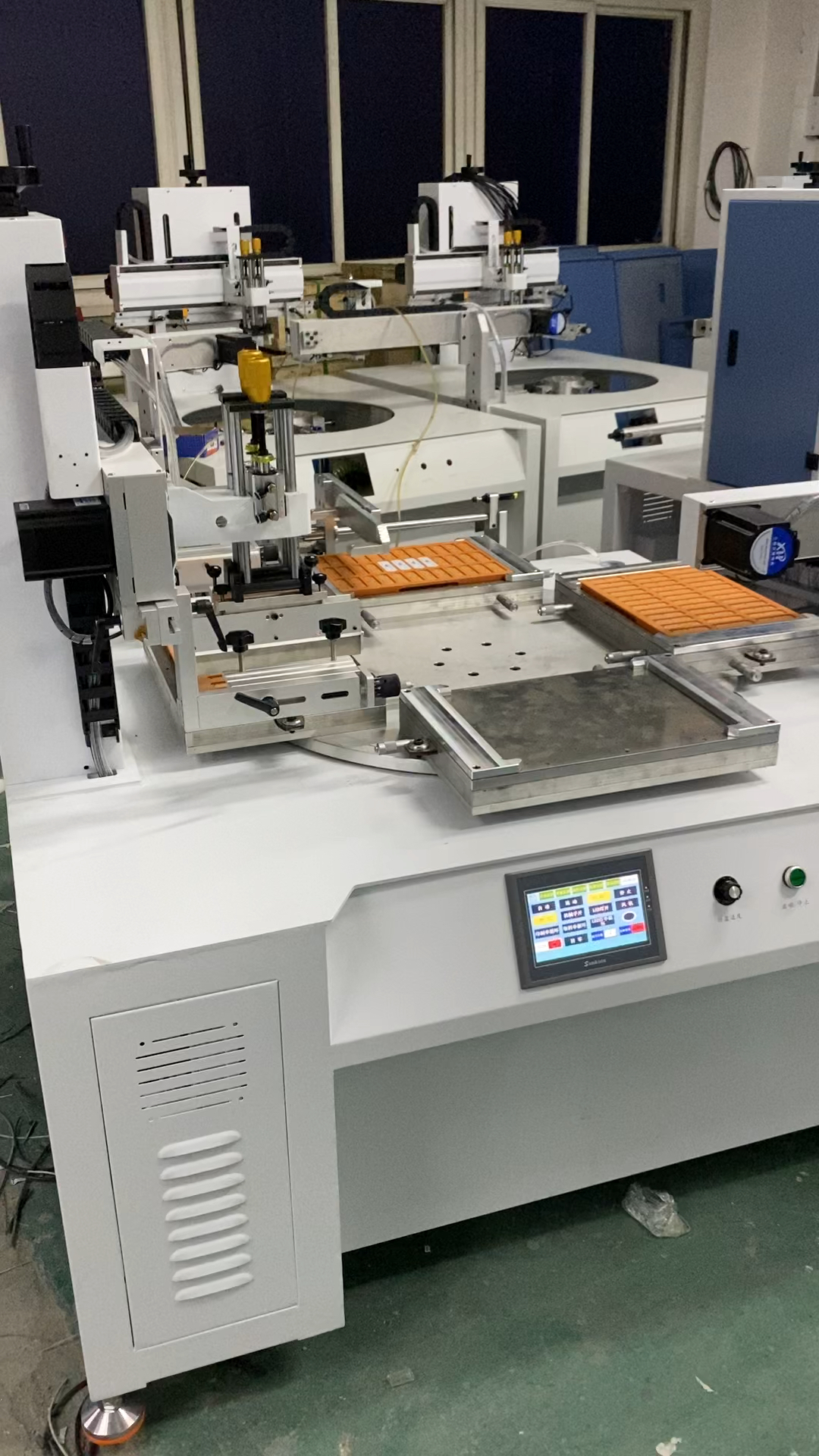 汕头市丝印机厂曲面移印机圆面滚印机平面丝网印刷机东莞万峰印刷机械