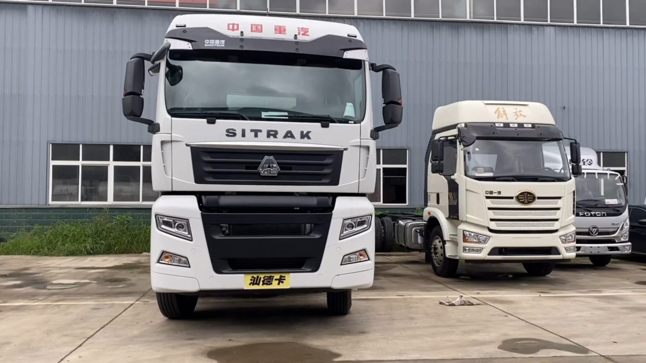 不一样的人生#9米6前四后八汕德卡高顶双卧冷藏车-度小视