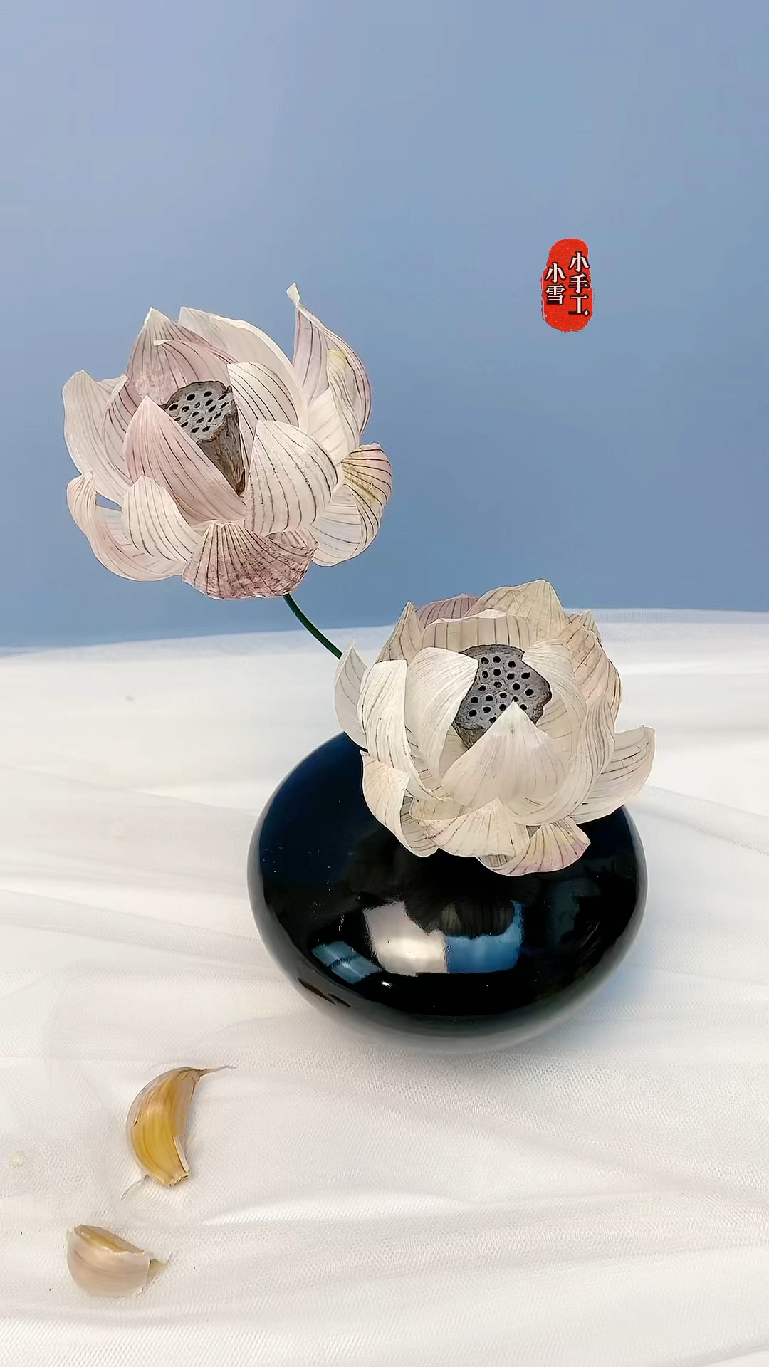 手工制作#大蒜皮作花,与你诉说关于春天故事-度小视