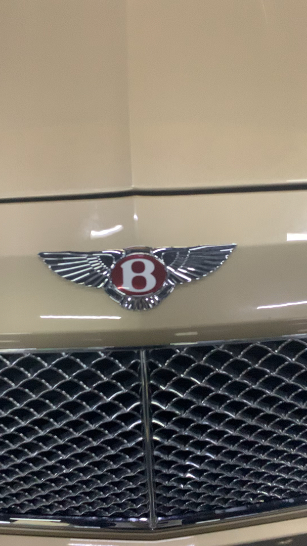 宾利飞驰#红标v8的宾利飞驰你喜欢吗