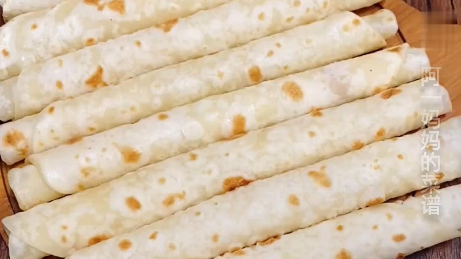 万能小单饼,卷肉卷菜都非常好吃,来试试吧