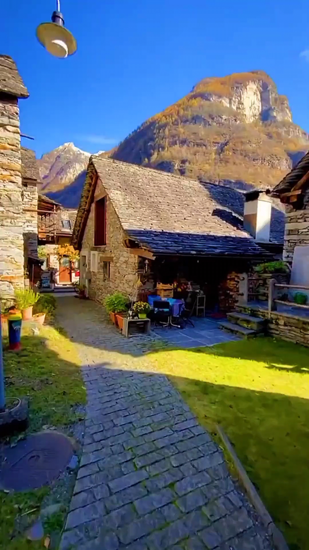 偏远山区的石头结构房