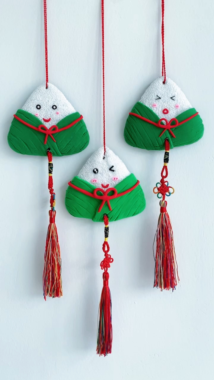 端午节手工#粽子节做个应景的粽子挂件-度小视