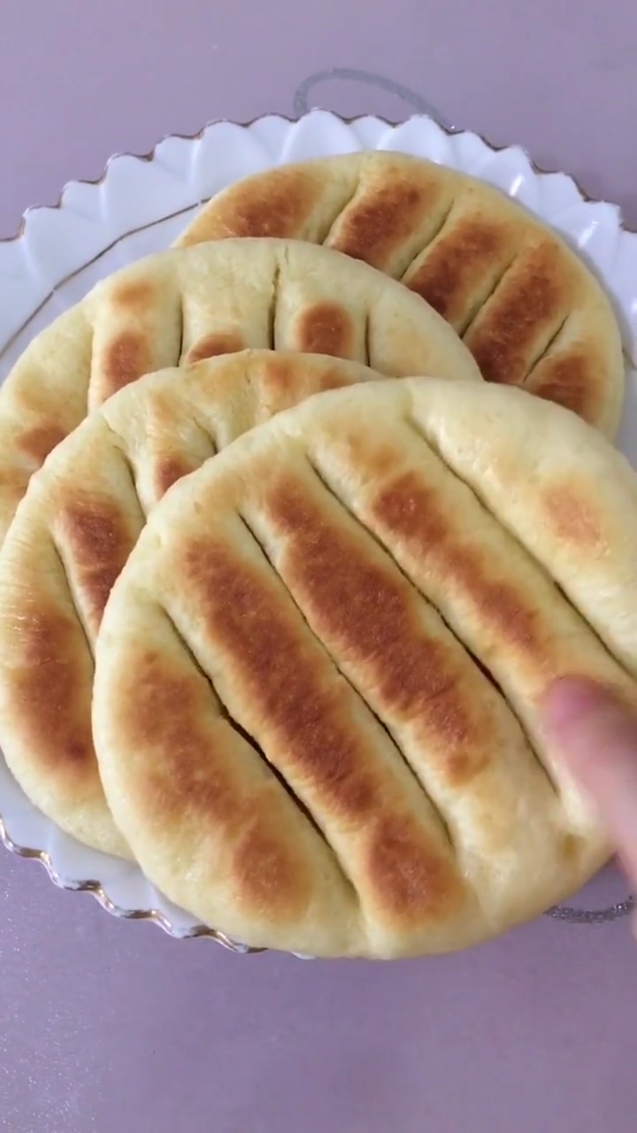 自制美食#酸奶发面饼做法