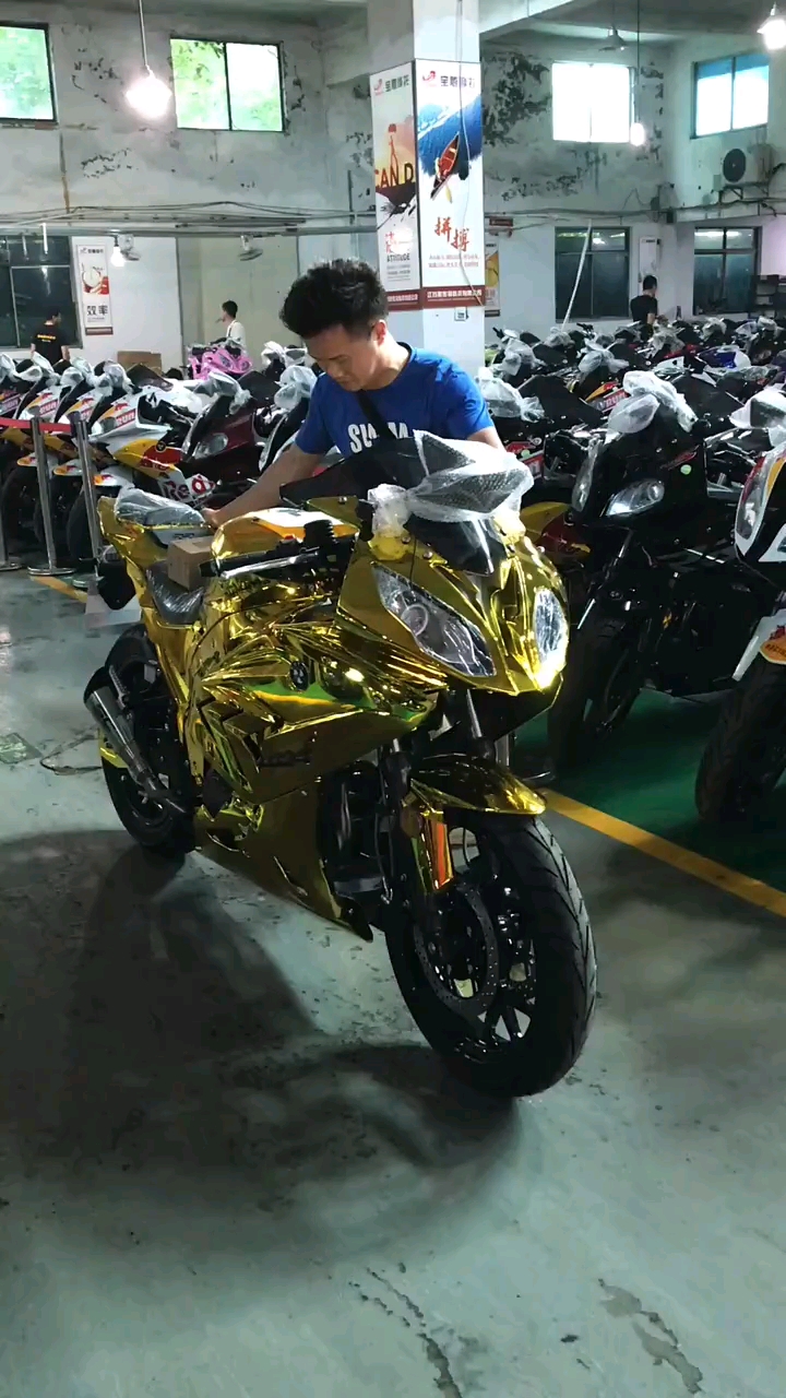 兄弟们来看看黄金战车,有喜欢的吗?